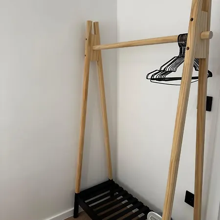 Dash, Korak Do Centra I Svih Bitnih Znamenitosti *