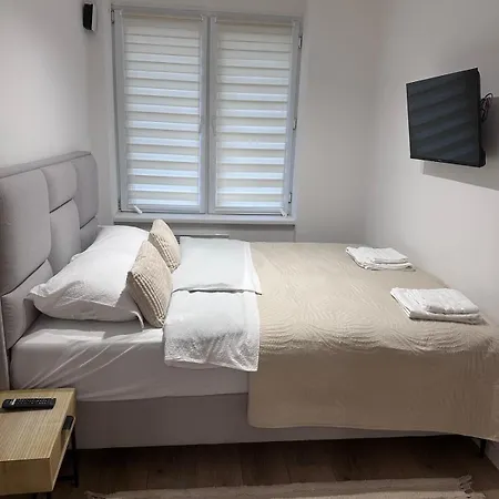 Dash, Korak Do Centra I Svih Bitnih Znamenitosti * 塞拉耶佛